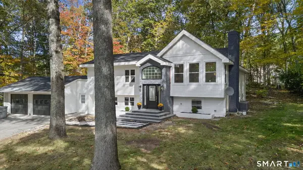 13 Willow Lane, East Lyme, CT 06333