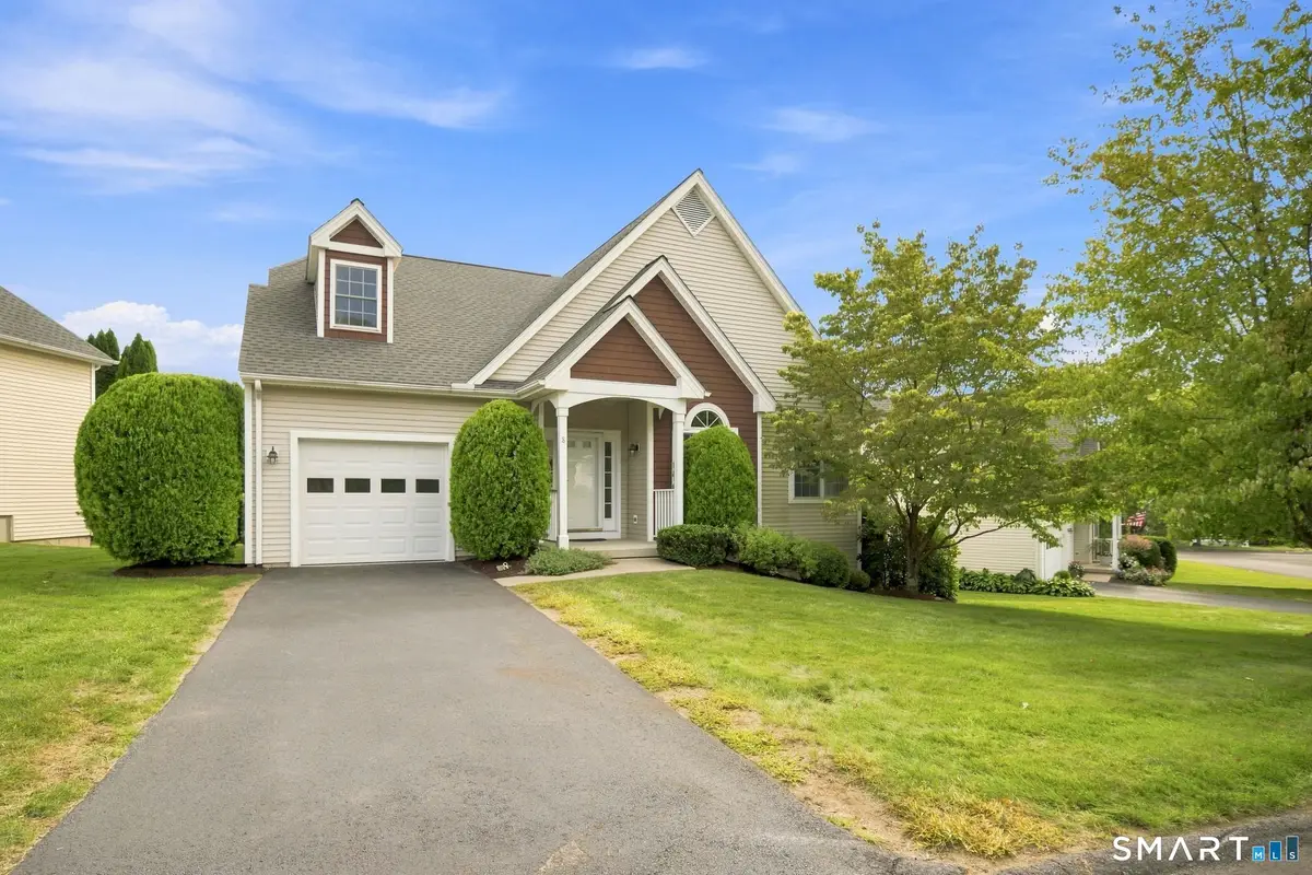 8 South Pond Road #8, Bloomfield, CT 06002 - #1