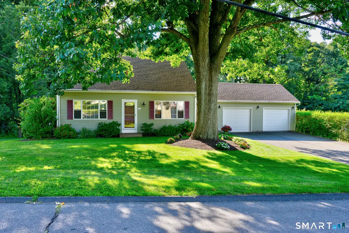 25 Fleetwood Road, Bristol, CT 06010 - #1