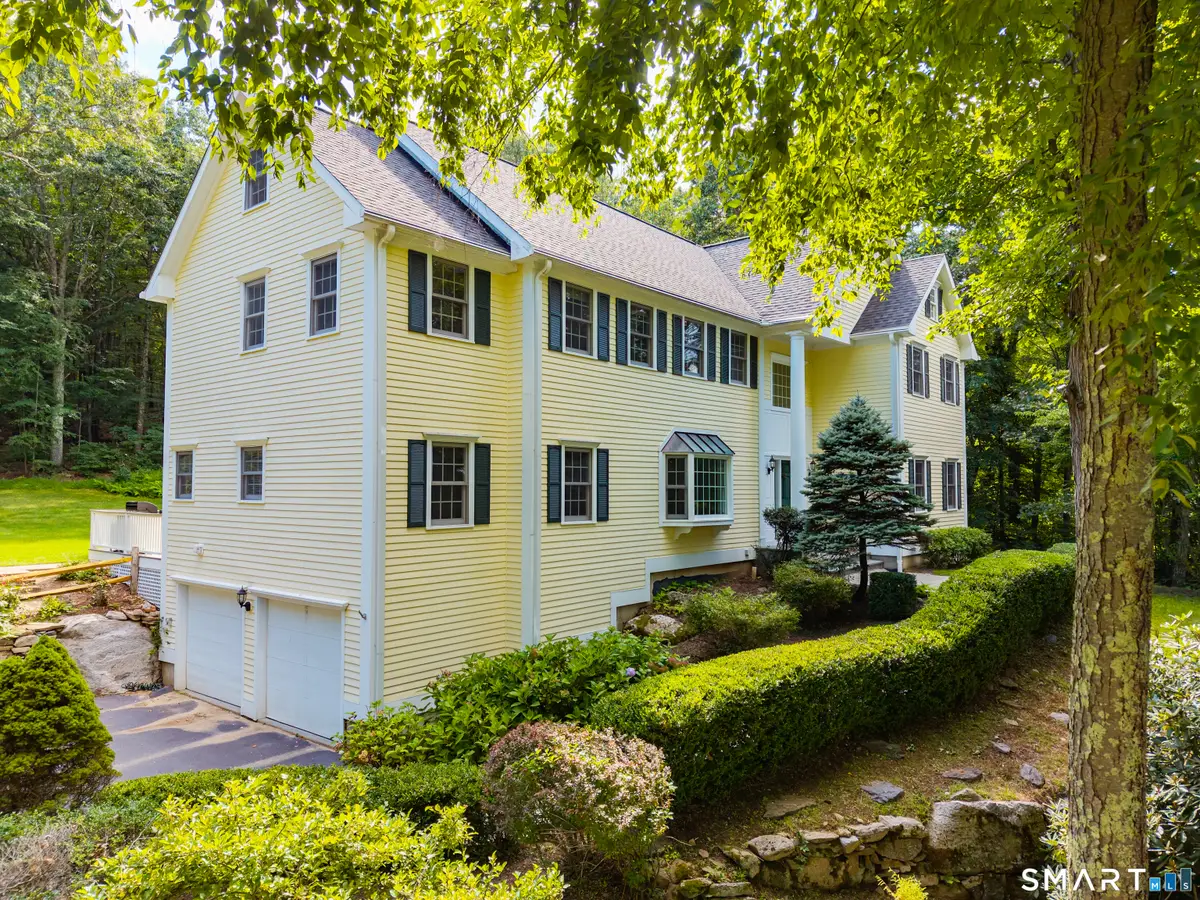 12 Carriage Hill Road, Woodbridge, CT 06525 - #1