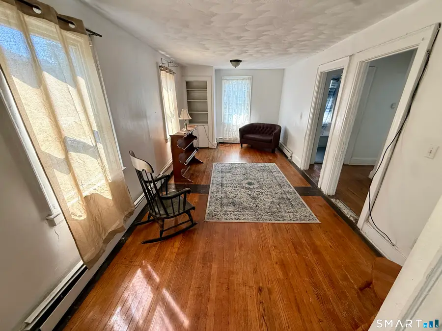 166-168 Middlefield Street, Hartford, CT 06112 - #3