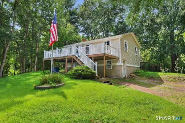 9 Stanley Avenue, East Haddam, CT 06423