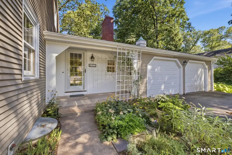 83 Dartmouth Road, Manchester, CT 06040 - #3