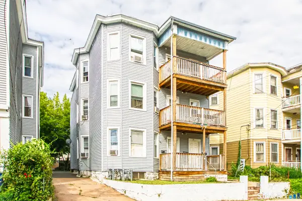 33-35 Amity Street, Hartford, CT 06106
