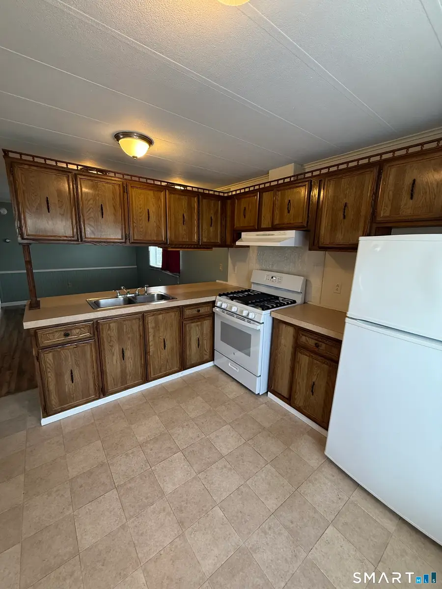 10 Third Street, Beacon Falls, CT 06403 - #2