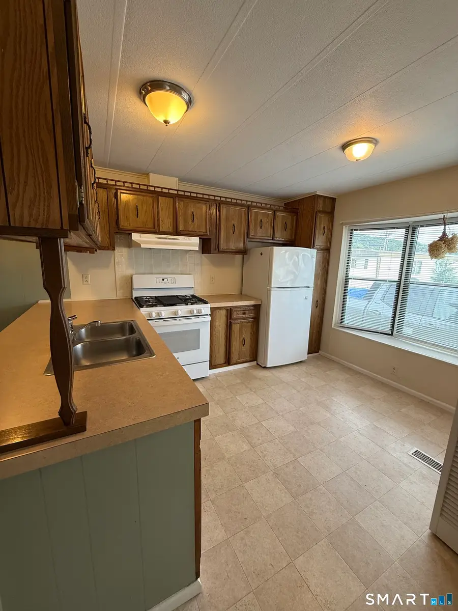 10 Third Street, Beacon Falls, CT 06403 - #3