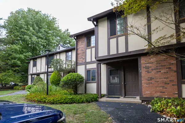 27 Andover Court #27, Brookfield, CT 06804