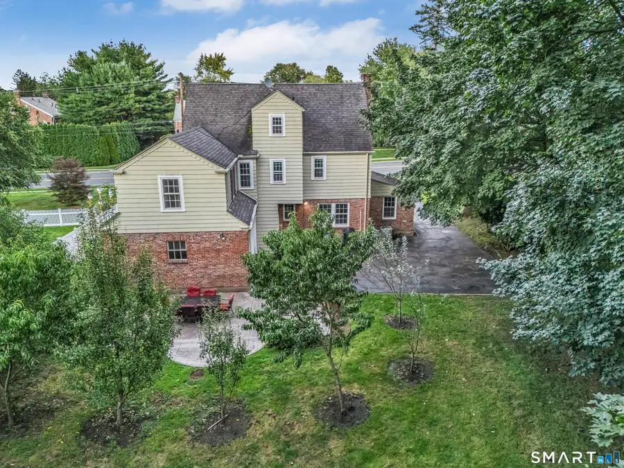 101 Ridgewood Road, West Hartford, CT 06107 - #3