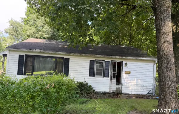 32 Visconti Avenue, Waterbury, CT 06704