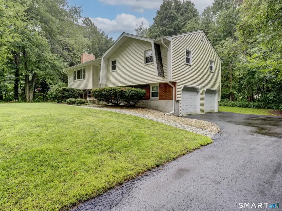 24 Tunxis Road, Bristol, CT 06010 - #3