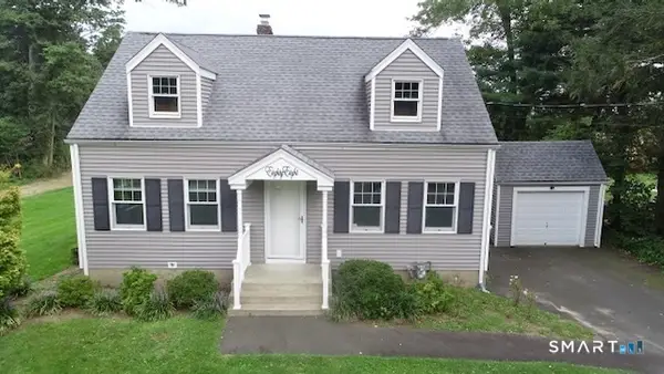 88 Vineyard Road, Hamden, CT 06517