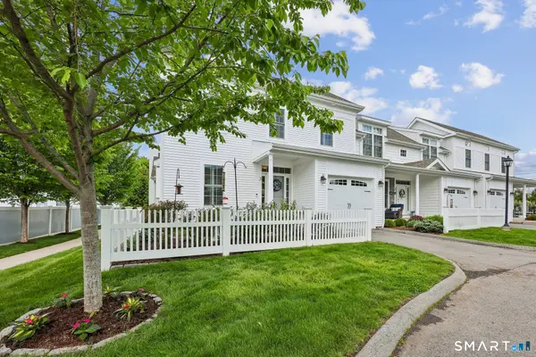 25 Sheffield Street #3, Old Saybrook, CT 06475