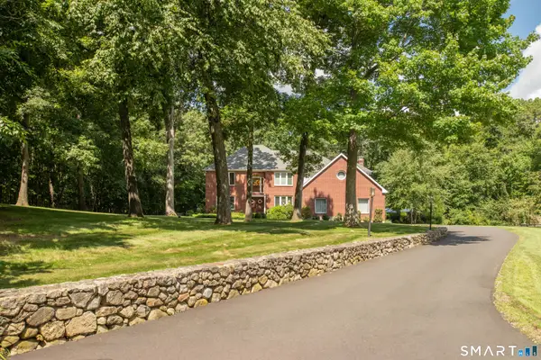 127 Kingswood Drive, Naugatuck, CT 06770