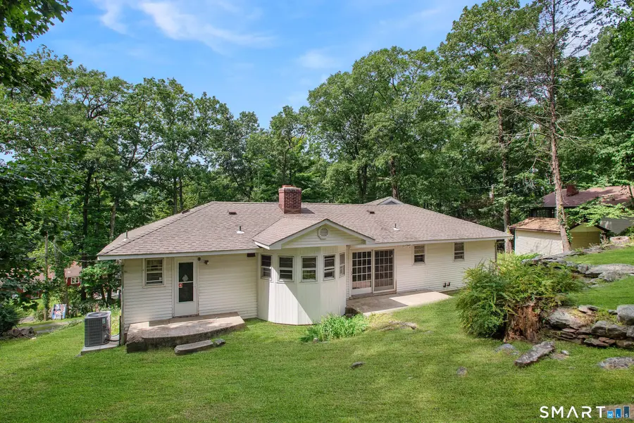4 Musnug Road, Danbury, CT 06811 - #2