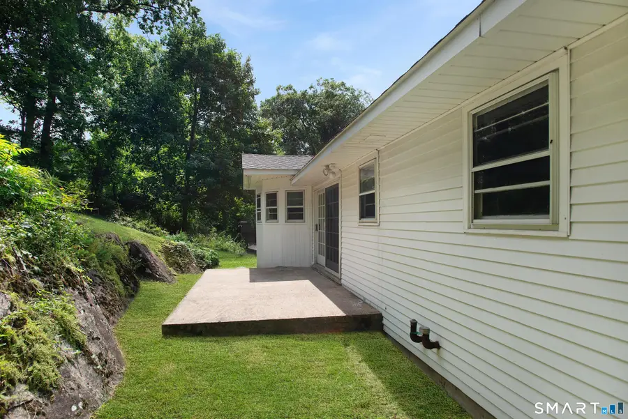4 Musnug Road, Danbury, CT 06811 - #3