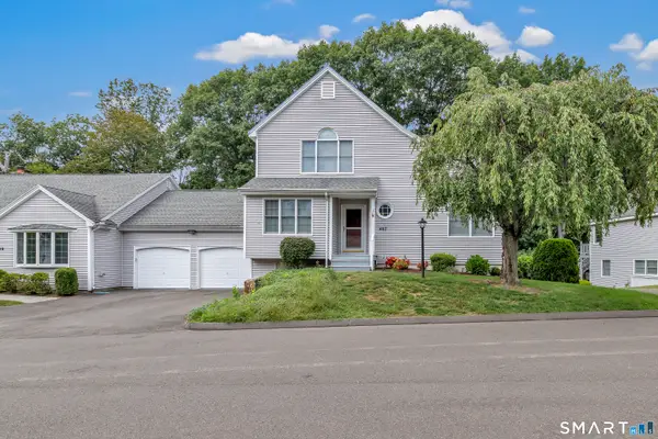 407 Canoe Brook #407, Shelton, CT 06484