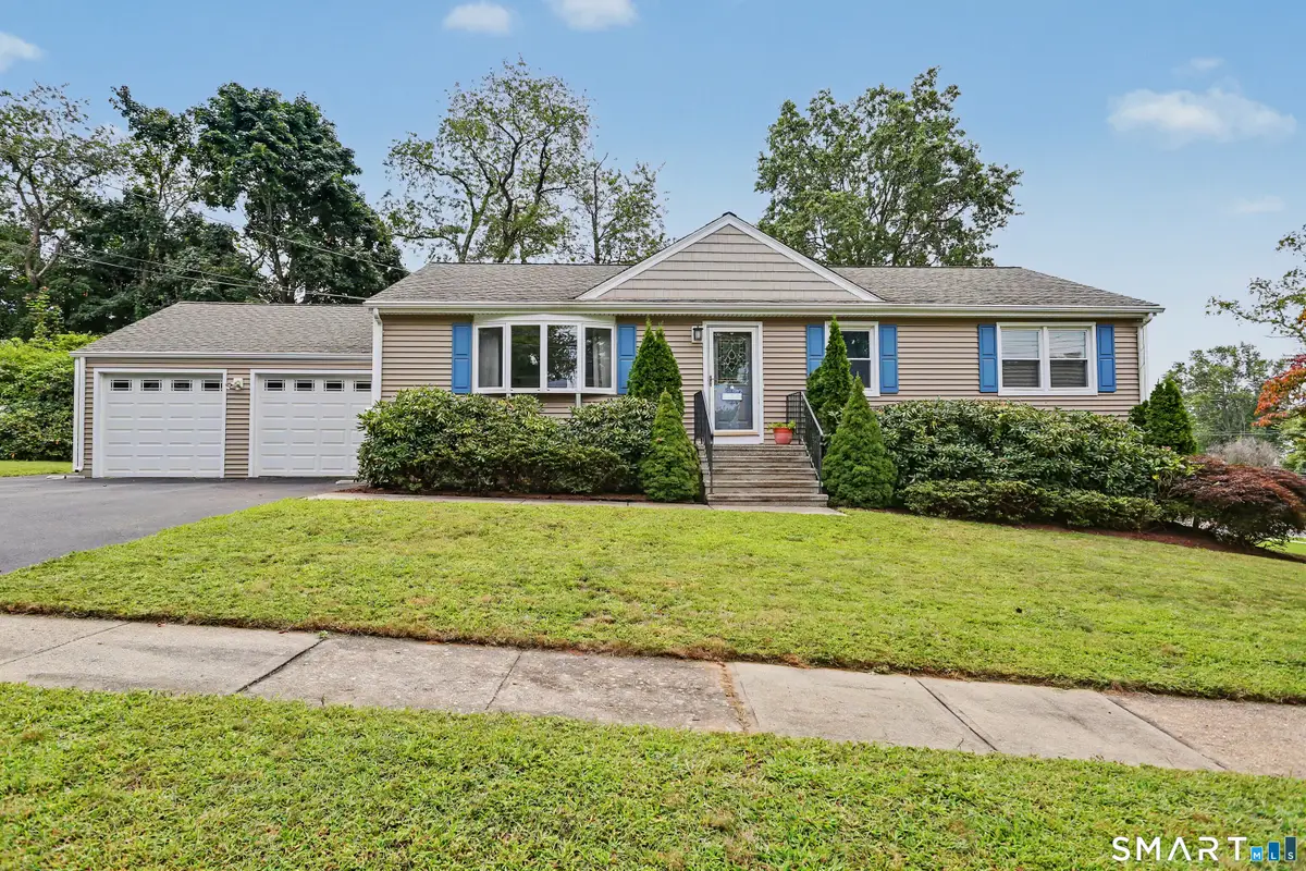 35 Sunrise Terrace, Stratford, CT 06614 - #1