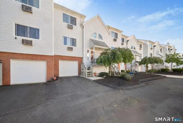 925 Oronoke Road #13C, Waterbury, CT 06708