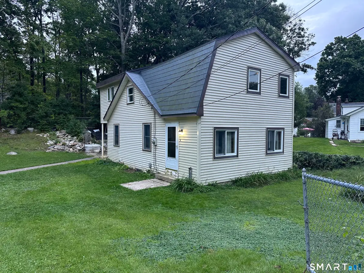 4 Ellis Road, East Hampton, CT 06424 - #1