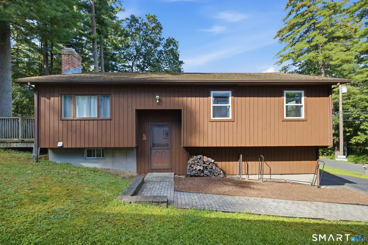 16 Circle Drive, Unionville, CT 06085 - #1