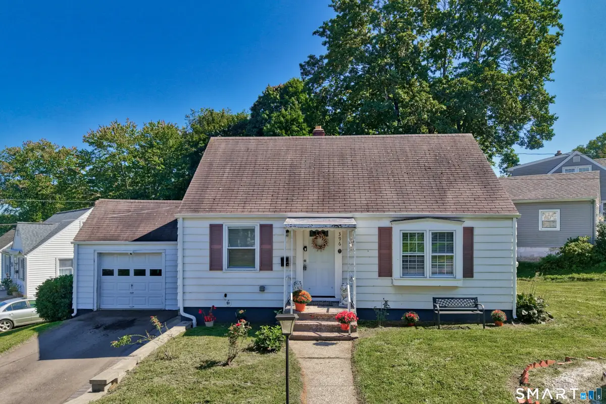 396 Quinn Street, Naugatuck, CT 06770 - #1
