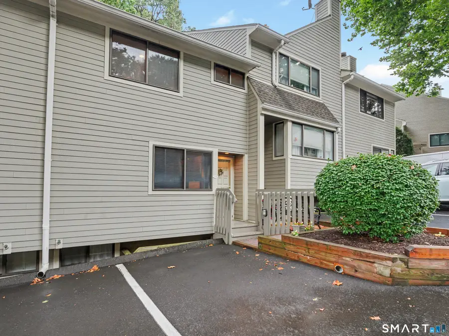 110 Sunrise Hill Road #110, Norwalk, CT 06851 - #3