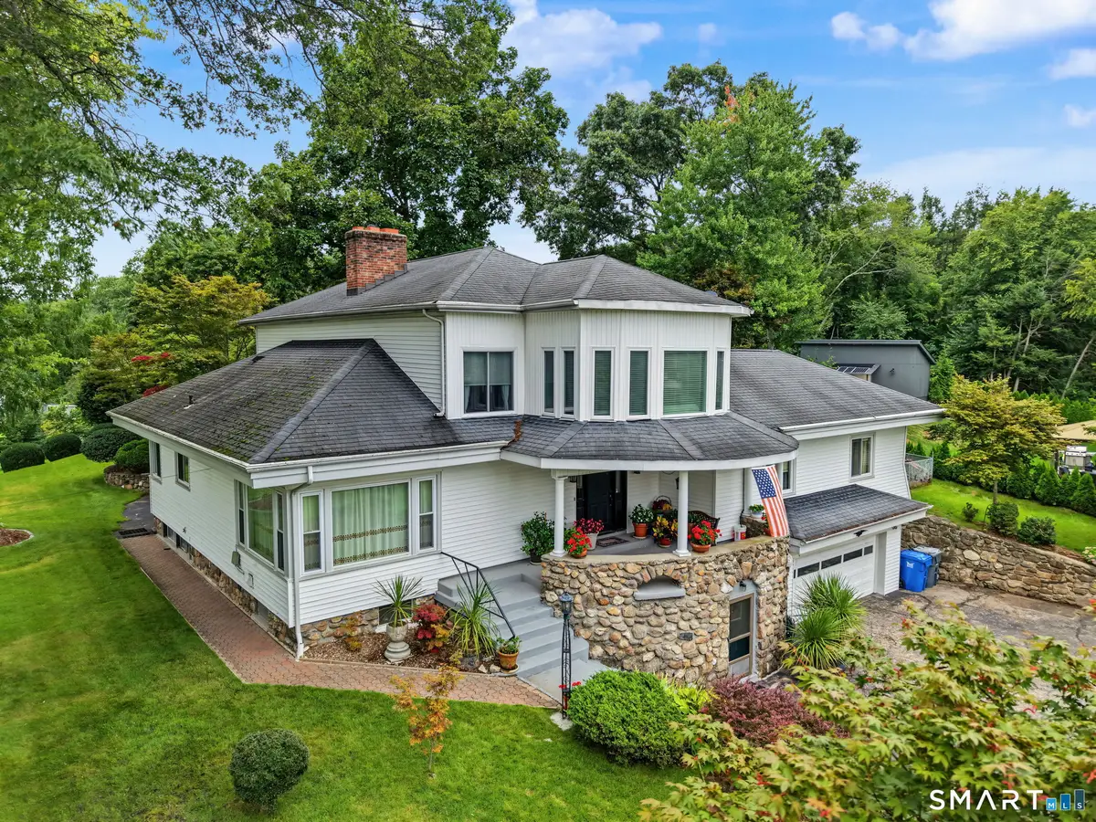17 Little Plain Road, Trumbull, CT 06611 - #1