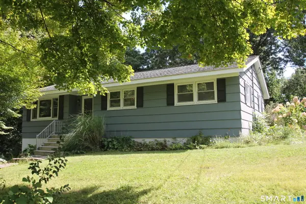 19 Hickory Lane, Shelton, CT 06484