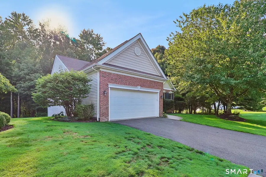 155 Country Club Drive #155, Oxford, CT 06478 - #2