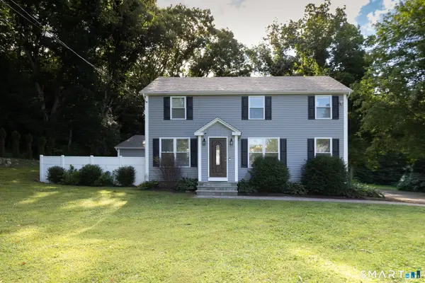 58 Shadduck Road, Middlebury, CT 06762