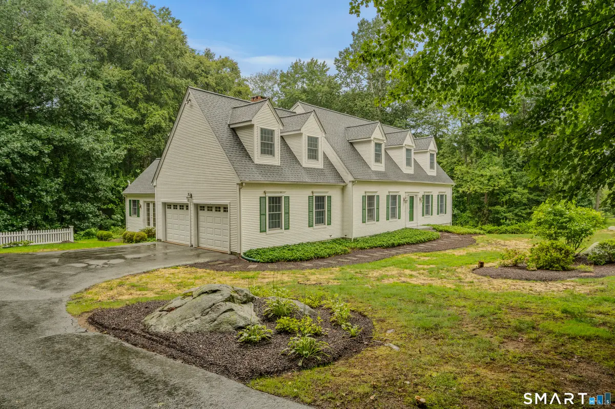 8 Windermere Way, Essex, CT 06442 - #1