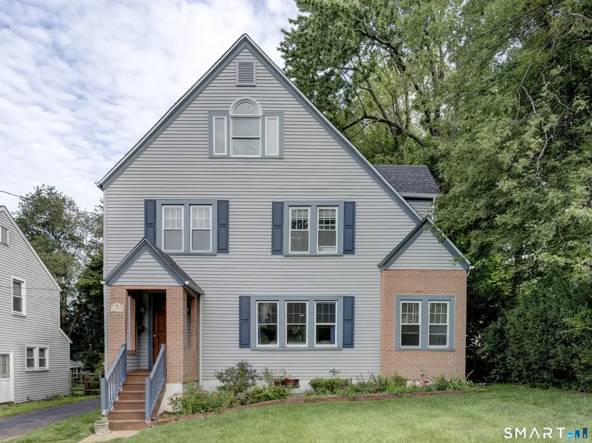 11 Dix Road, Wethersfield, CT 06109 - #1