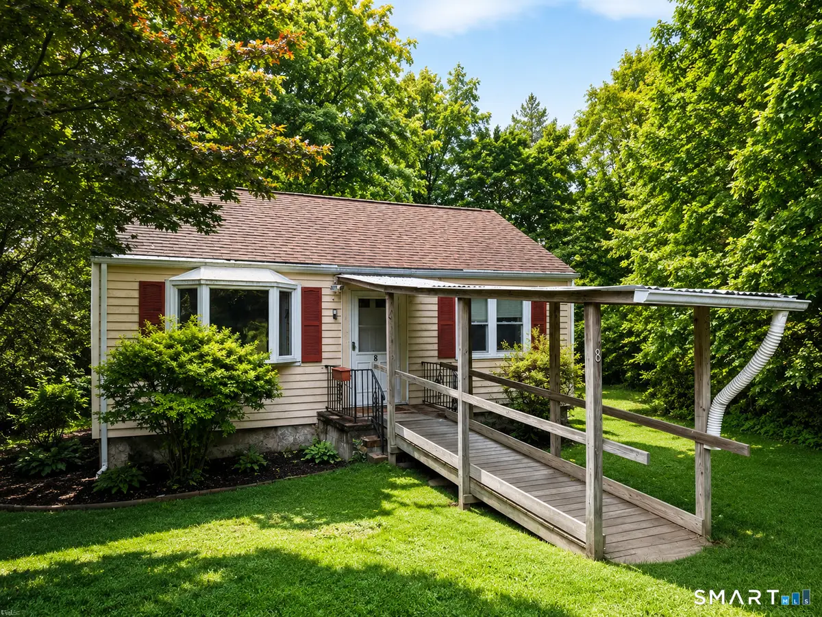 8 Darien Road, New Fairfield, CT 06812 - #1
