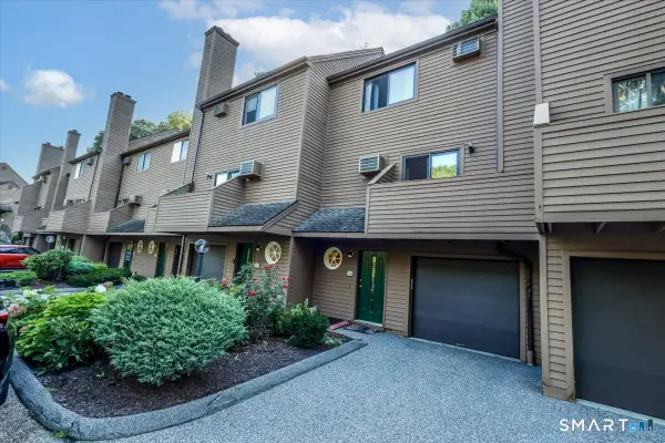 55 Cross Street #C3, Danbury, CT 06810