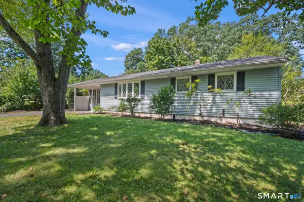 65 Ridgecrest Road, Wallingford, CT 06492
