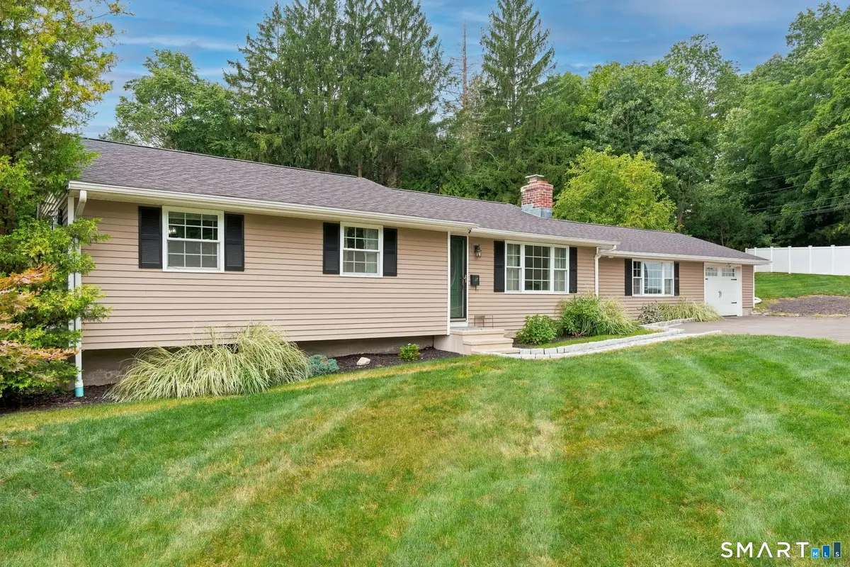 6 Pine Street, Naugatuck, CT 06770 - #1