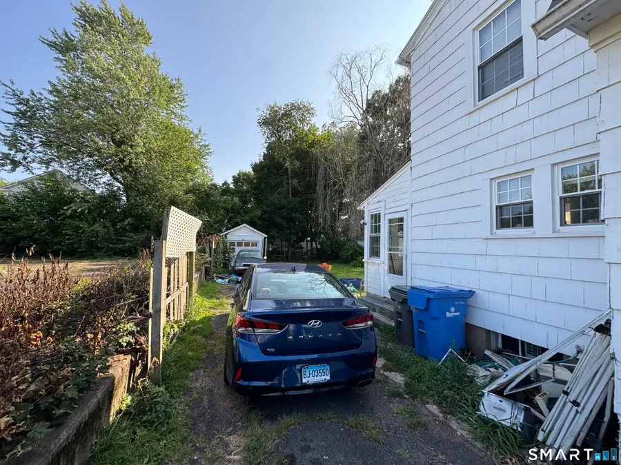 506 Center Street, Manchester, CT 06040 - #2
