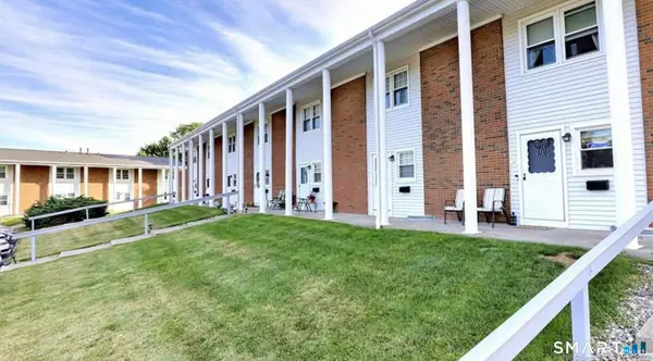 109 Seemans Lane #27, Milford, CT 06460