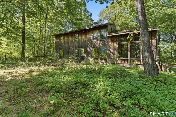 88 Winthrop Road, Chester, CT 06412