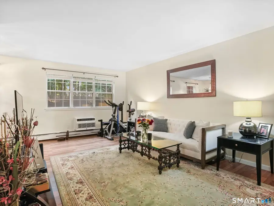 1000 Knapps Highway #9, Fairfield, CT 06825 - #3