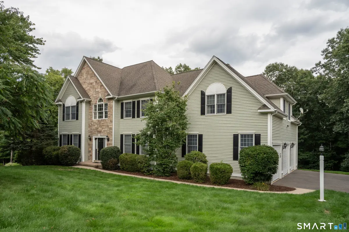 16 Hendrickson Lane, Unionville, CT 06085 - #1