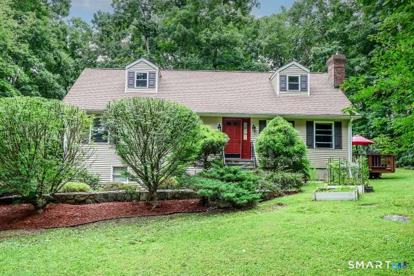 21 April Drive, New Milford, CT 06776