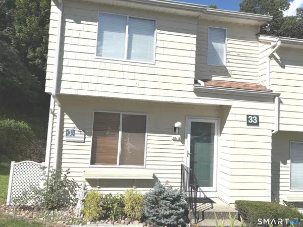 166 Old Brookfield Road #33-1, Danbury, CT 06811