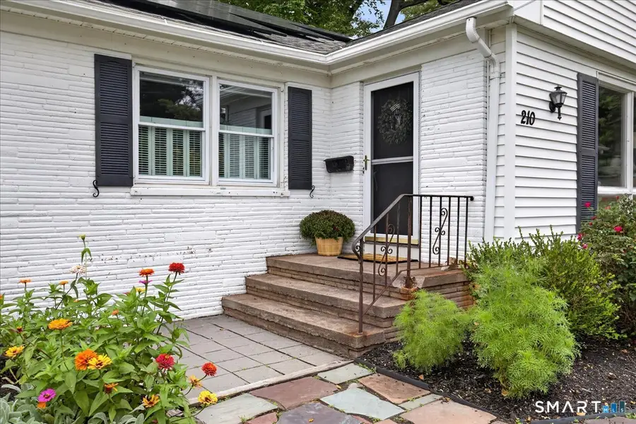 210 Bayard Avenue, North Haven, CT 06473 - #2
