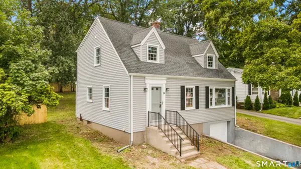 14 Ingleside Drive, Hamden, CT 06514