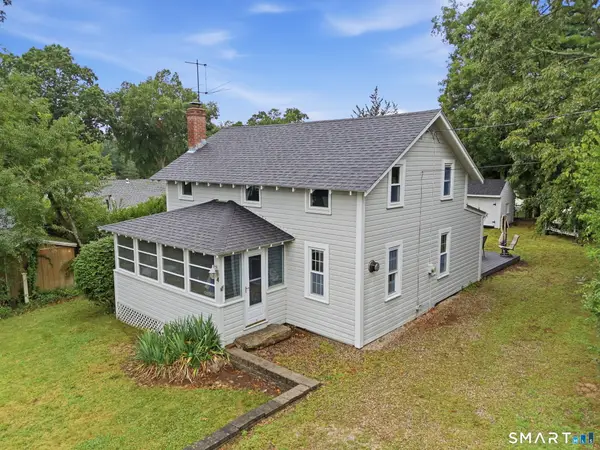 4 Walnut Road, Old Lyme, CT 06371