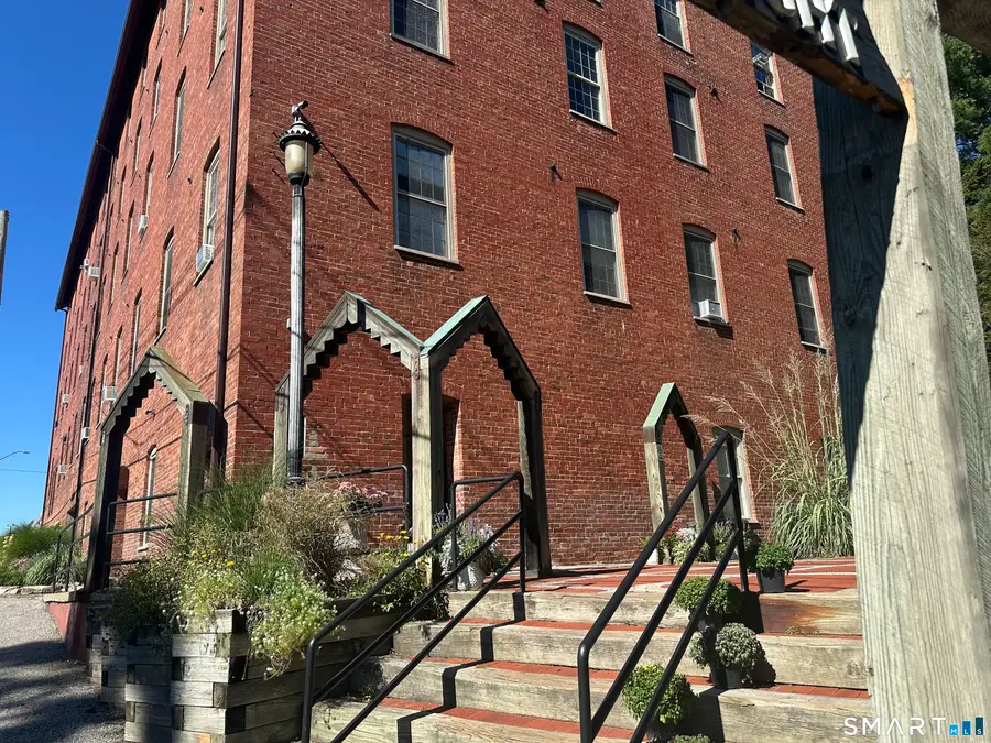 65 West Street #404, New Milford, CT 06776 - #2