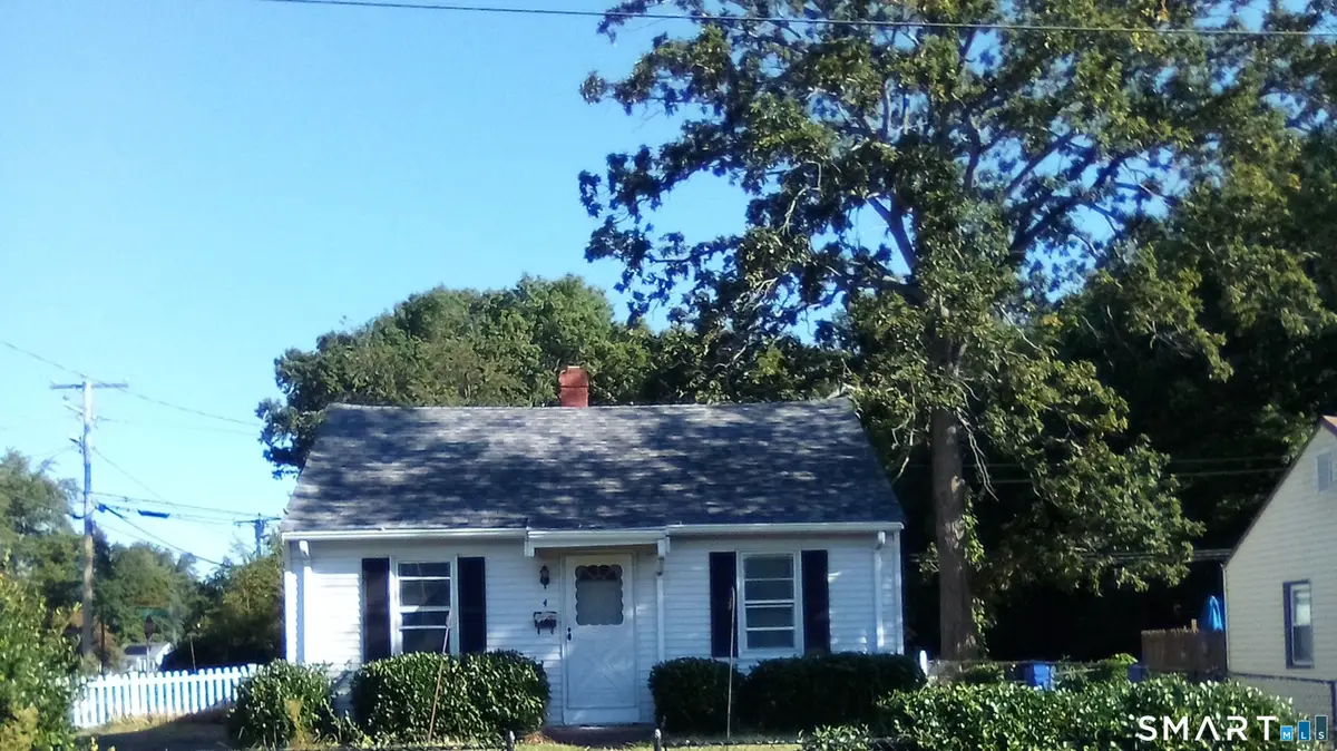 4 Canterbury Street, East Hartford, CT 06118 - #1