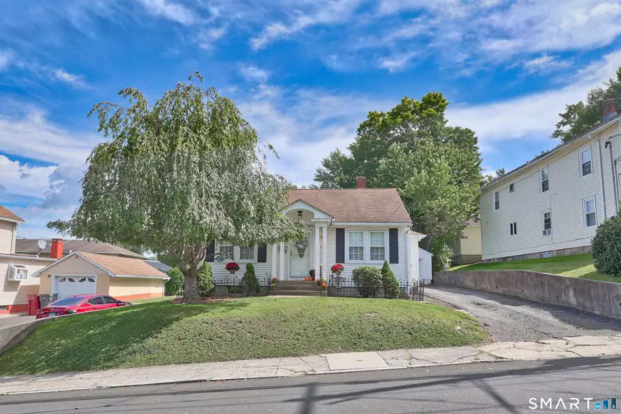 38 Lewis Street, Naugatuck, CT 06770 - #3