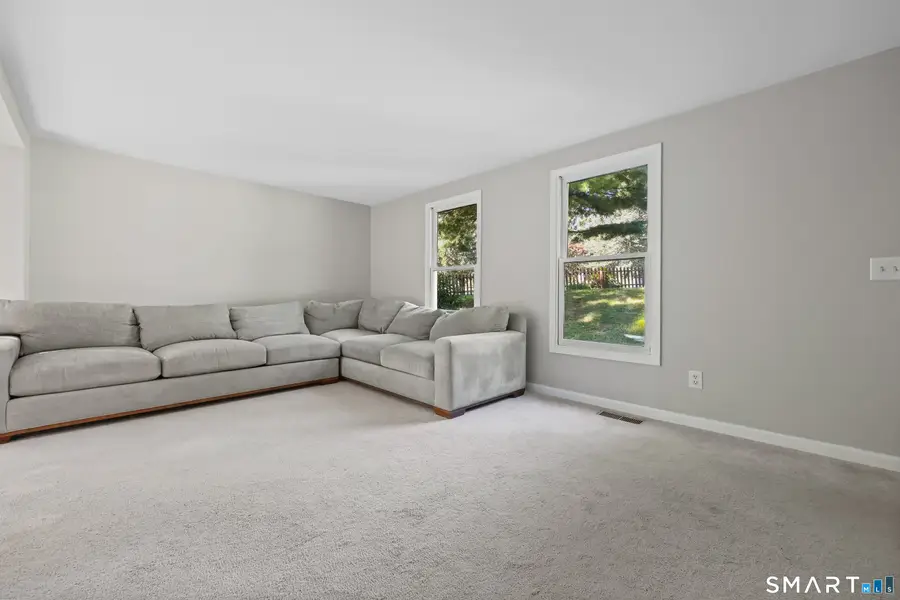 61 Rolling Green Road, Bethany, CT 06524 - #3